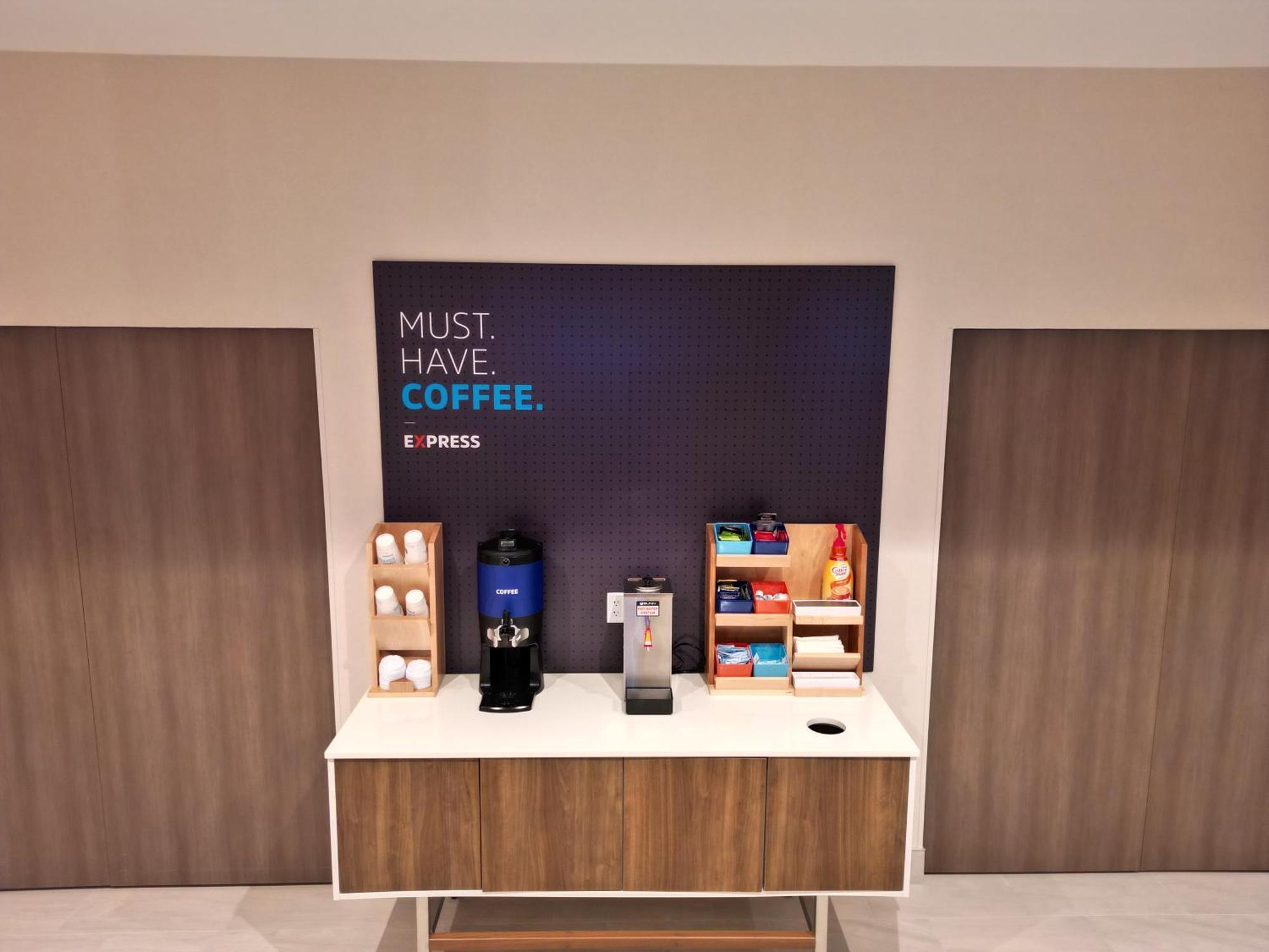 Holiday Inn Express & Suites Chicago Schaumburg By Ihg Экстерьер фото
