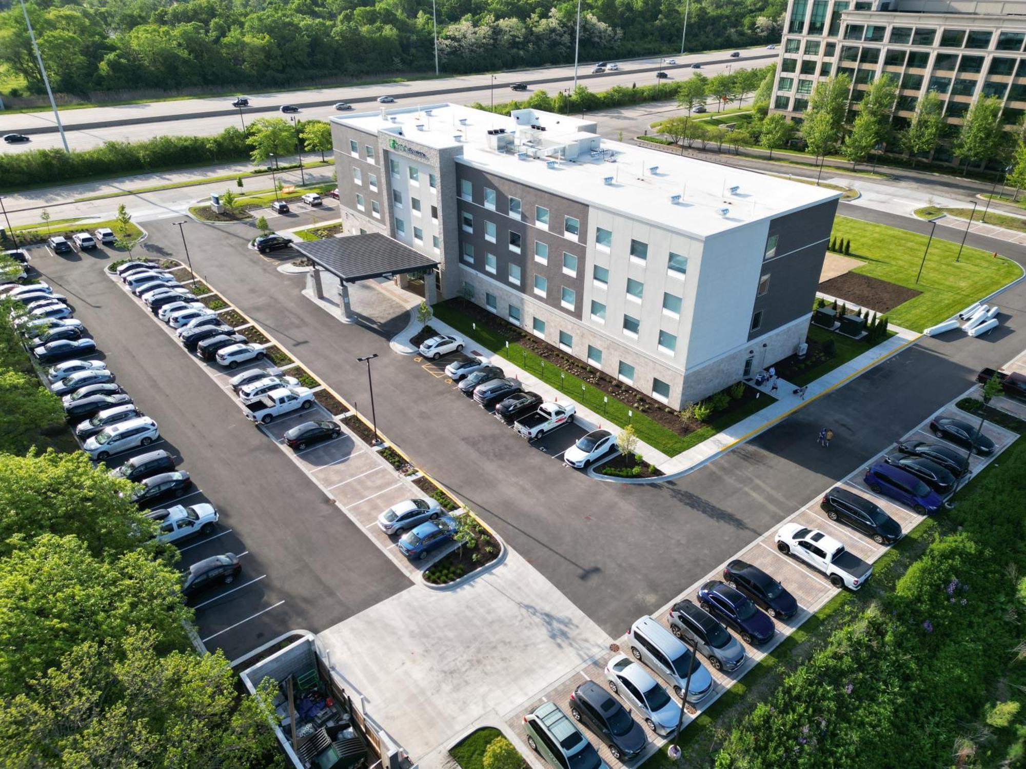 Holiday Inn Express & Suites Chicago Schaumburg By Ihg Экстерьер фото