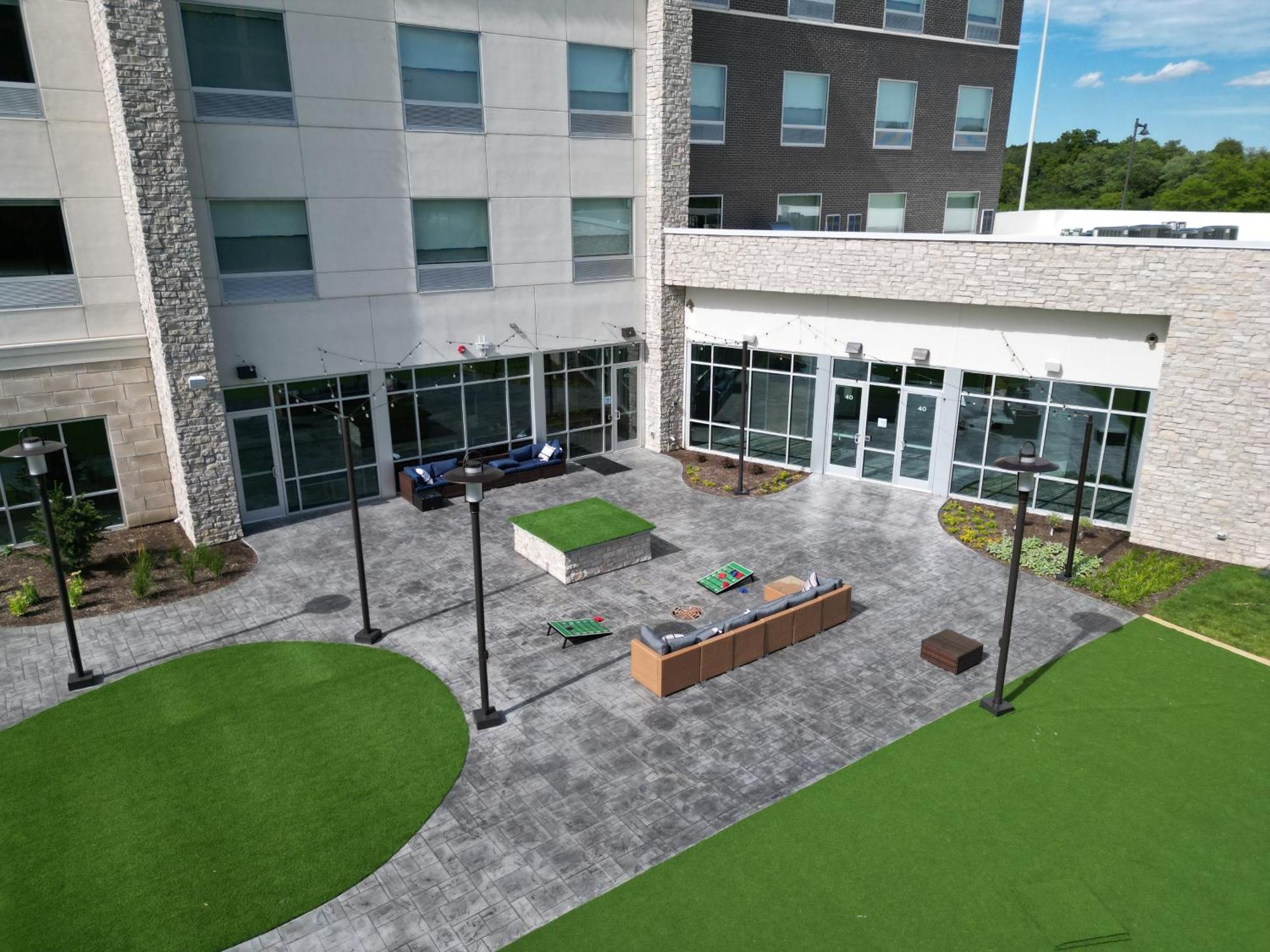 Holiday Inn Express & Suites Chicago Schaumburg By Ihg Экстерьер фото